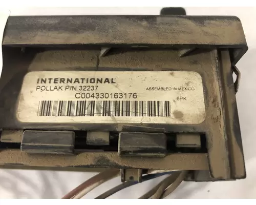 International 8600 Dash Assembly