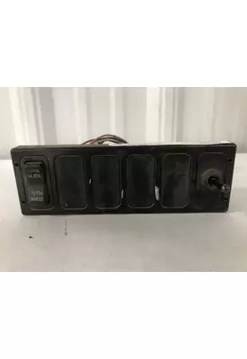 International 8600 Dash Assembly