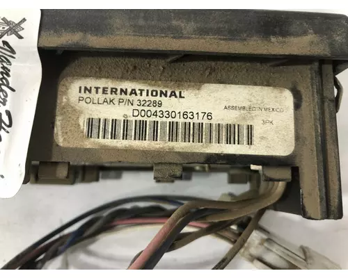 International 8600 Dash Assembly