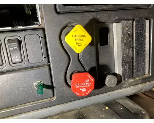 International 8600 Dash Assembly