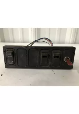 International 8600 Dash Assembly