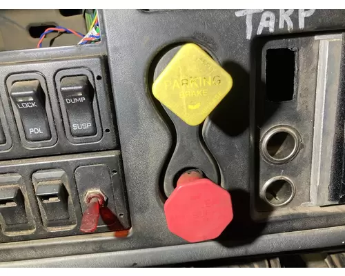 International 8600 Dash Assembly