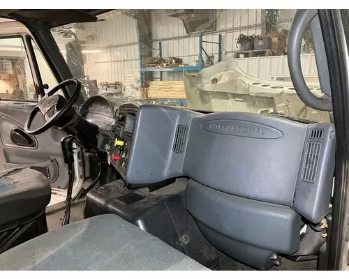International 8600 Dash Assembly