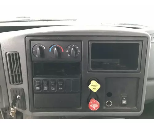 International 8600 Dash Assembly