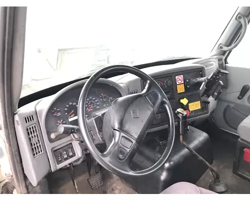 International 8600 Dash Assembly