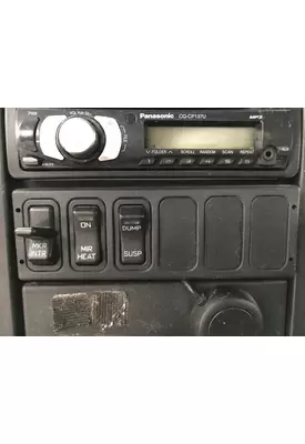 International 8600 Dash Assembly