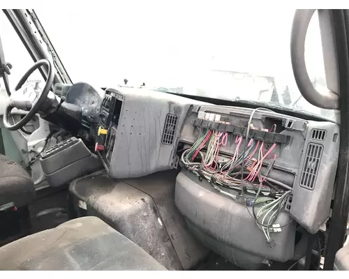 International 8600 Dash Assembly