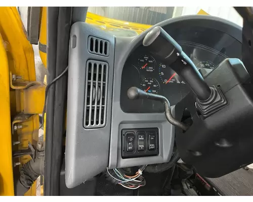 International 8600 Dash Assembly