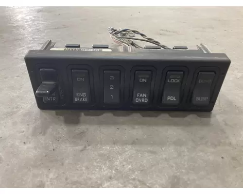 International 8600 Dash Assembly