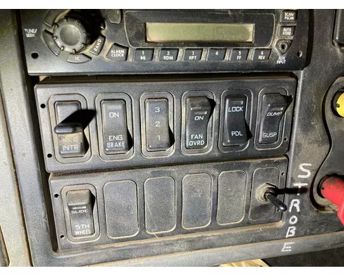 International 8600 Dash Panel