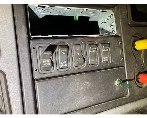 International 8600 Dash Panel