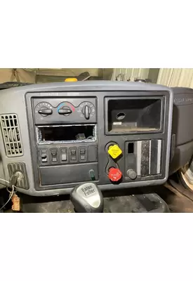 International 8600 Dash Panel