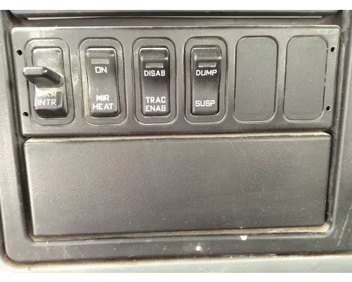 International 8600 Dash Panel