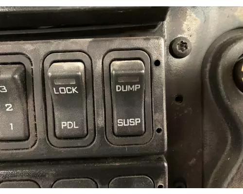 International 8600 Dash Panel