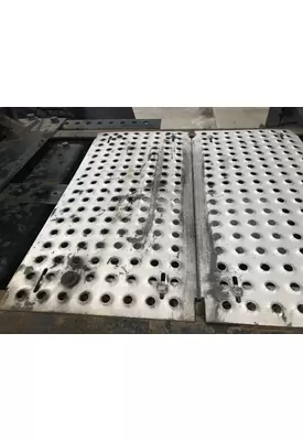 International 8600 Deckplate