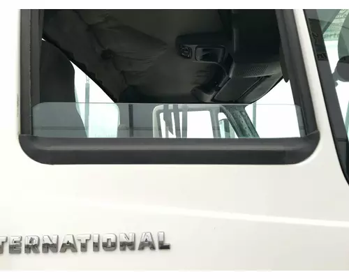 Door Glass, Front International 8600 Vander Haags Inc Cb