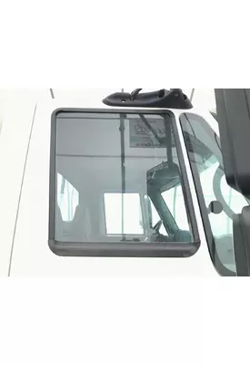 International 8600 Door Glass, Front