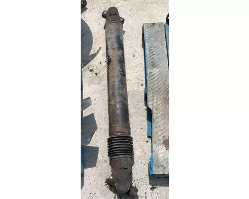 Drive Shaft, Rear INTERNATIONAL 8600 Truck Salvage International Inc