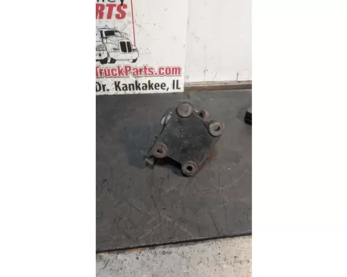 International 8600 Engine Mounts