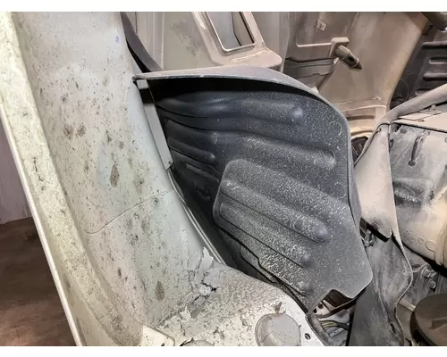International 8600 Fender