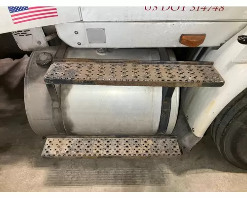 International 8600 Fuel Tank Strap