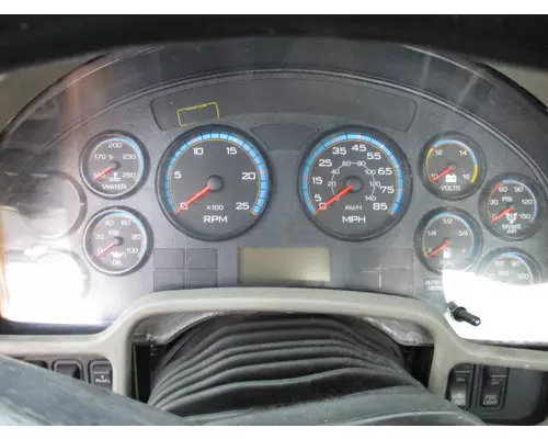 Instrument Cluster INTERNATIONAL 8600 LKQ Heavy Truck - Tampa