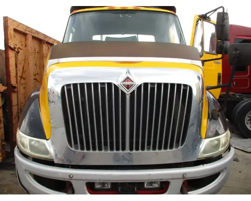 Hood INTERNATIONAL 8600 LKQ Heavy Truck - Tampa