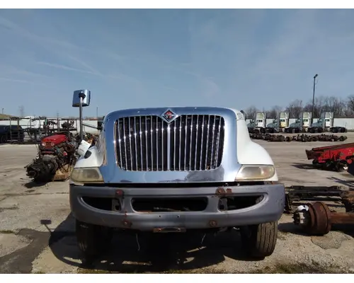 Hood INTERNATIONAL 8600 LKQ Heavy Truck - Goodys
