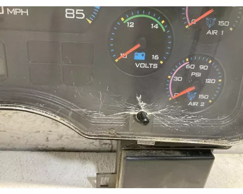 International 8600 Instrument Cluster