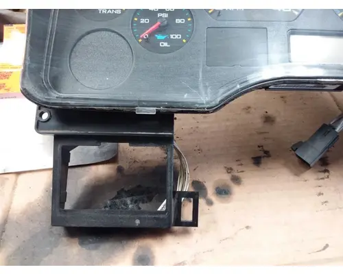 International 8600 Instrument Cluster