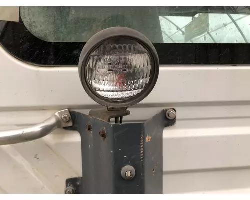 International 8600 Lighting, Exterior