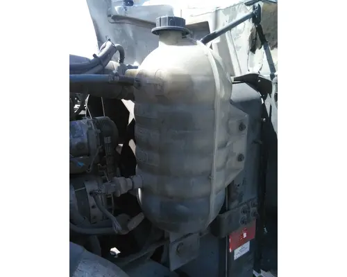 Radiator Overflow Bottle INTERNATIONAL 8600 LKQ Heavy Truck - Tampa