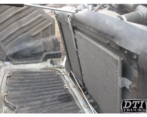 Radiator INTERNATIONAL 8600 DTI Trucks