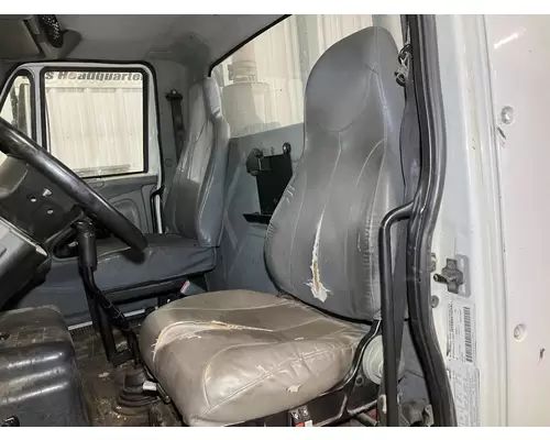 International 8600 Seat (non-Suspension)