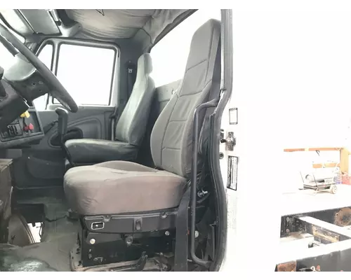 International 8600 Seat (non-Suspension)