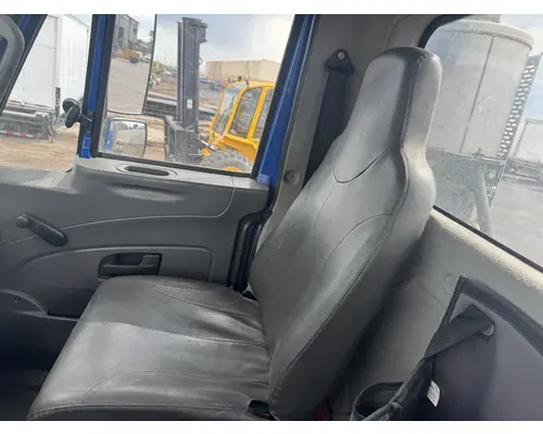 Seat, Front INTERNATIONAL 8600 DTI Trucks