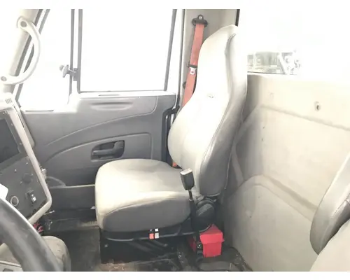 Seat, Front INTERNATIONAL 8600 Vander Haags Inc Cb