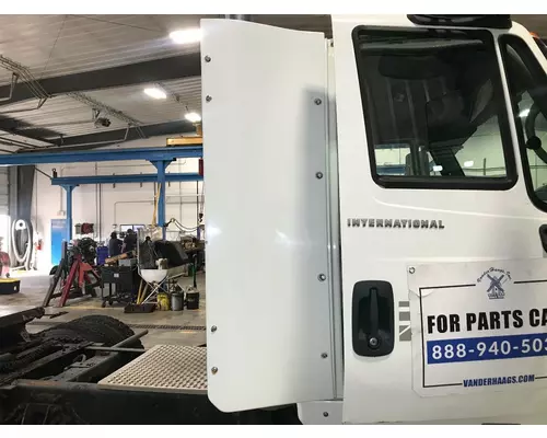 International 8600 Sleeper Fairing