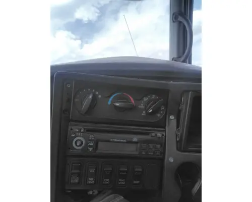 Temperature Control INTERNATIONAL 8600 LKQ Heavy Truck - Tampa