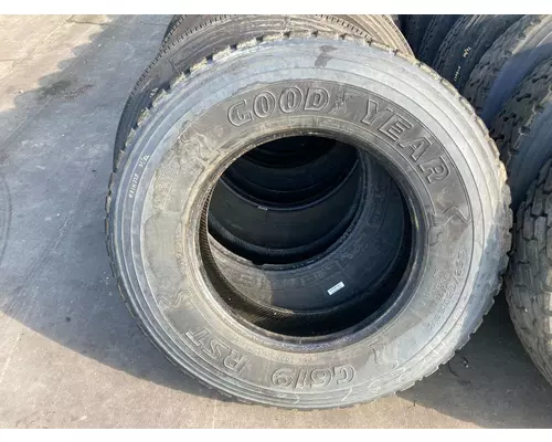 International 8600 Tires