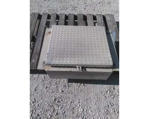 Tool Box INTERNATIONAL 8600 LKQ Geiger Truck Parts