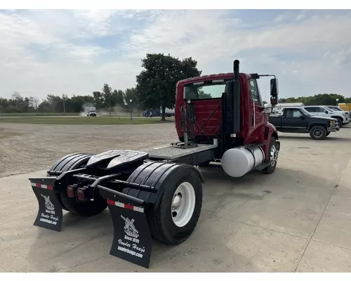 International 8600 Truck