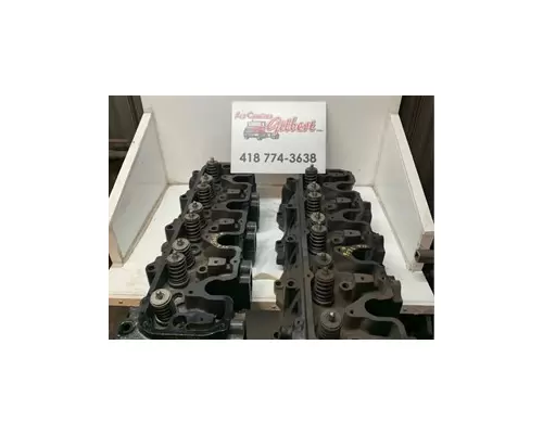 International 9.0 DIESEL Cylinder Head