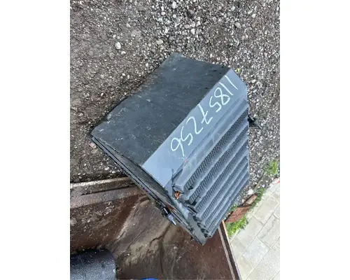 International 9100I Battery Box