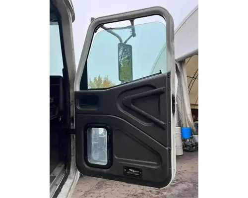 International 9100I Door Assembly, Front