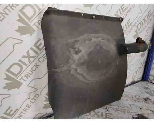 International 9100I Fender