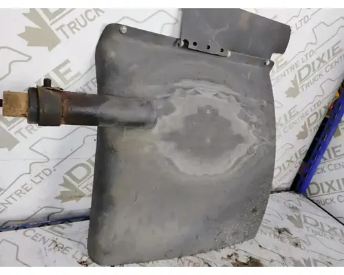 International 9100I Fender