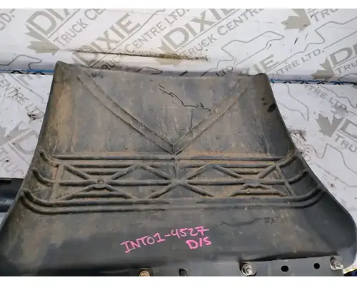 International 9100I Fender