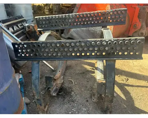 International 9100I Fuel Tank StrapHanger