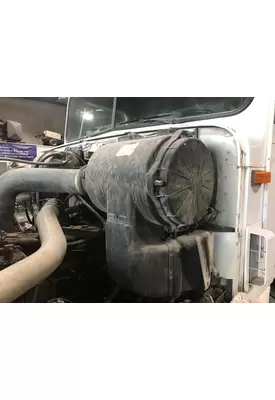 International 9100 Air Cleaner